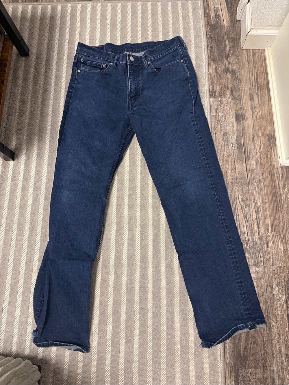 Levi's 514 34x32 Men's Dark Blue Denim Relaxed Jeans with Tan Patch